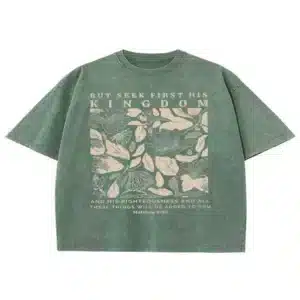 ​Chakota Wear | Camiseta Oversize Verde Lavado con Gráfico Botánico